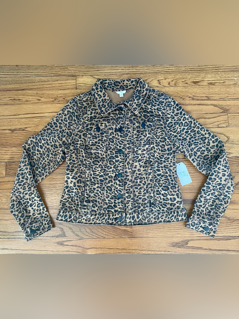 Time and Tru Walmart Leopard Print Stretch Denim Jacket Womens Medium NEW W TAGS